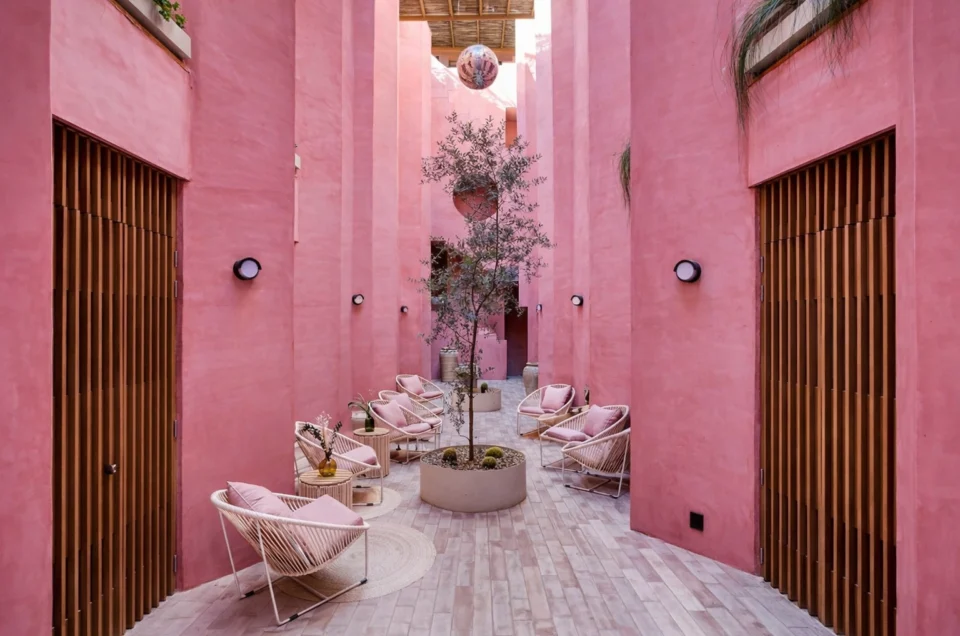 Photographer in Cabo San Lucas: Capturing Luxury, Architecture, and Lifestyle in Los Cabos